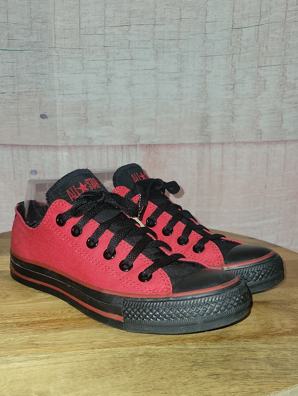 Converse All Stars Red And Black Sneakers
